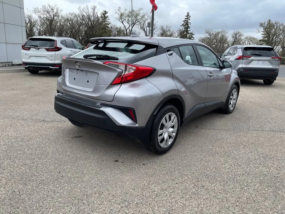 2019 Toyota C-HR - Image 4 of 10