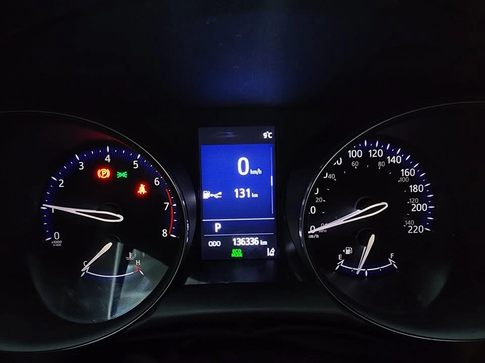 2019 Toyota C-HR - Image 13 of 17