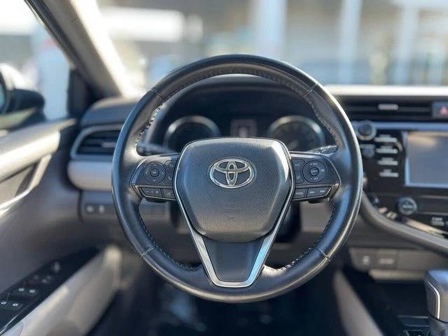 2019 Toyota Camry 8th Gen - Image 16 of 20