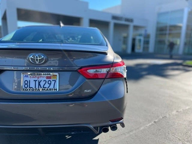 2019 Toyota Camry 8th Gen - Image 11 of 20