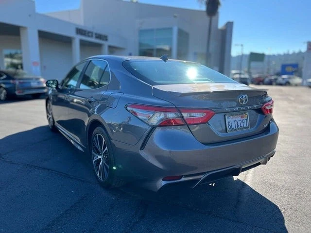 2019 Toyota Camry 8th Gen - Image 5 of 20