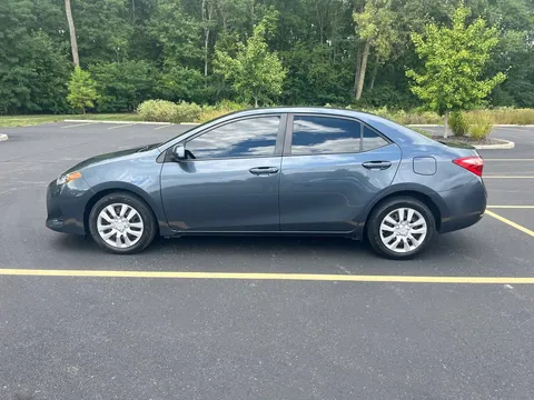 2019 Toyota Corolla 11th Gen - Image 2 of 20