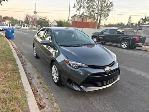 2019 Toyota Corolla LE Sedan