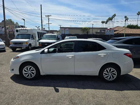 2019 Toyota Corolla 12th Gen - Image 4 of 9