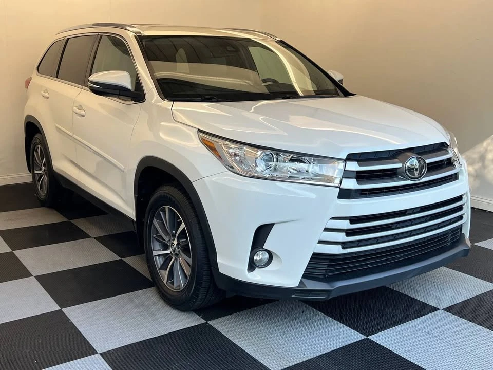 2019 Toyota Highlander - Image 3 of 20
