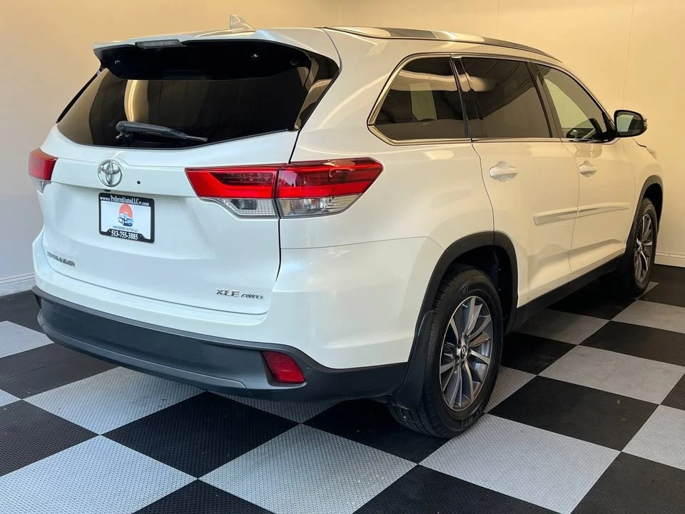 2019 Toyota Highlander - Image 4 of 20