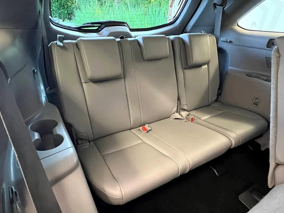 2019 Toyota Highlander - Image 16 of 20