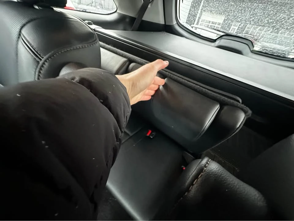 2019 Toyota Highlander - Image 13 of 16