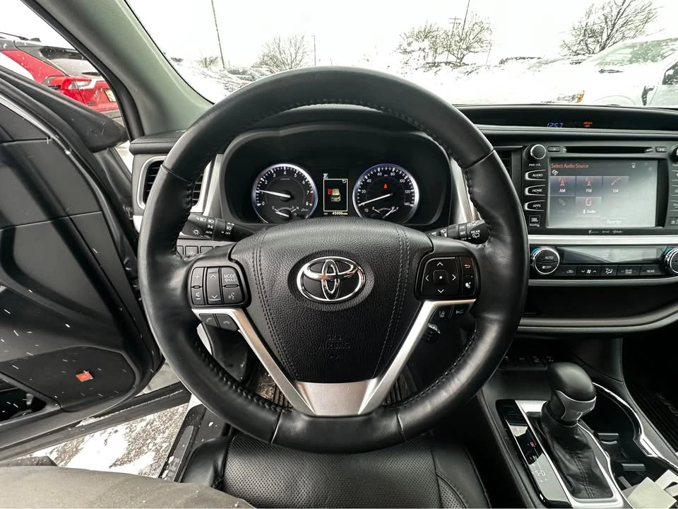 2019 Toyota Highlander - Image 7 of 16