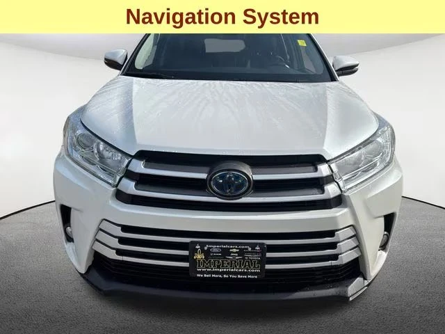 2019 Toyota Highlander - Image 2 of 20