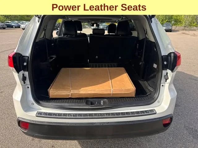 2019 Toyota Highlander - Image 16 of 20