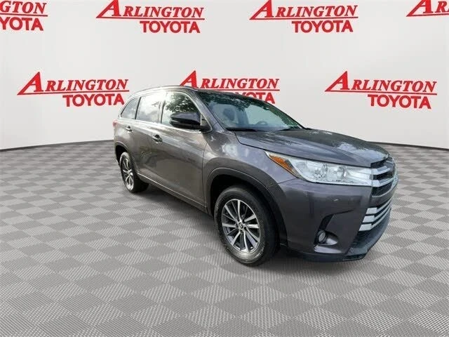 2019 Toyota Highlander - Image 2 of 20