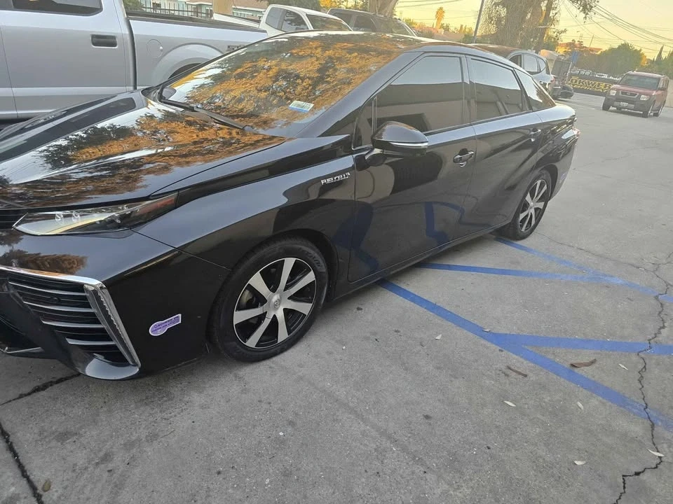 2019 Toyota Mirai - Image 5 of 12