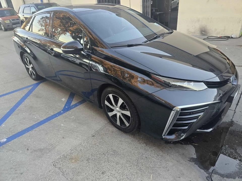 2019 Toyota Mirai - Image 4 of 12
