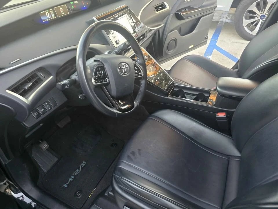 2019 Toyota Mirai - Image 8 of 12
