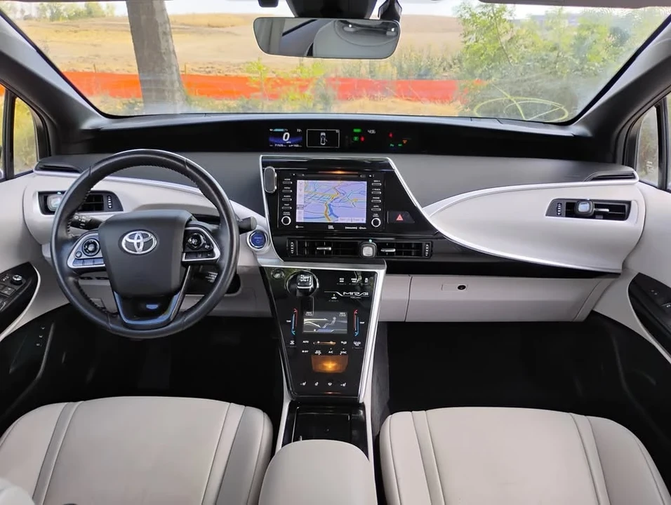 2019 Toyota Mirai - Image 19 of 20