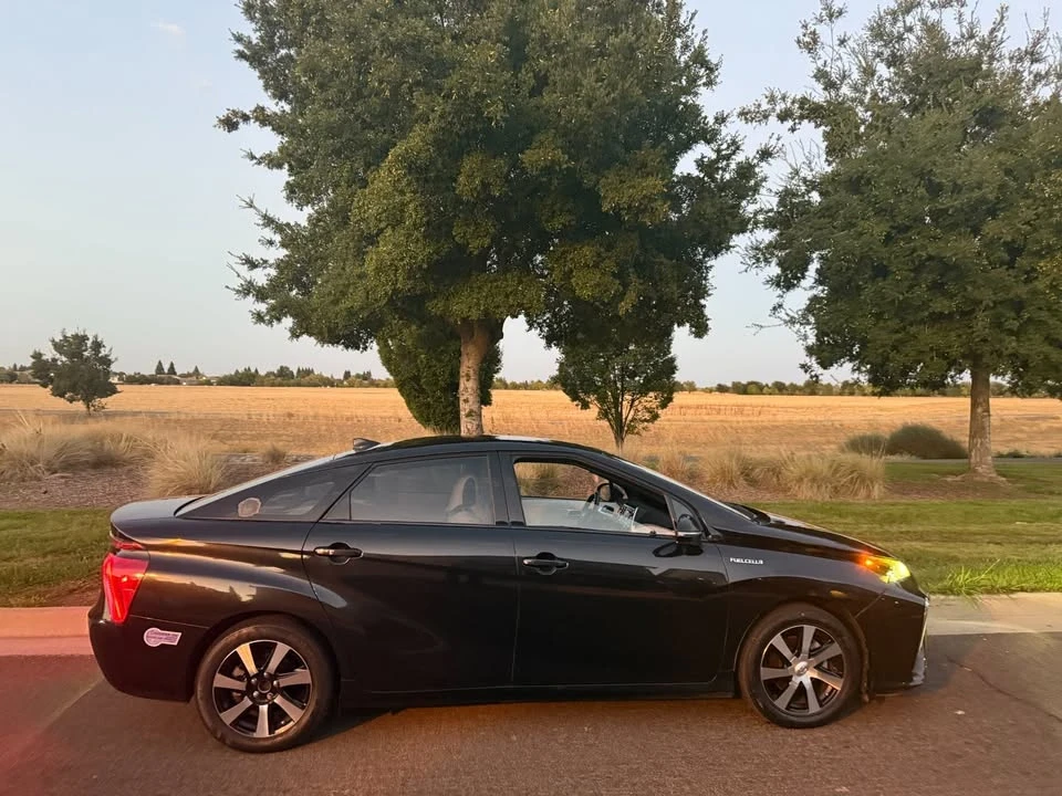 2019 Toyota Mirai - Image 5 of 20