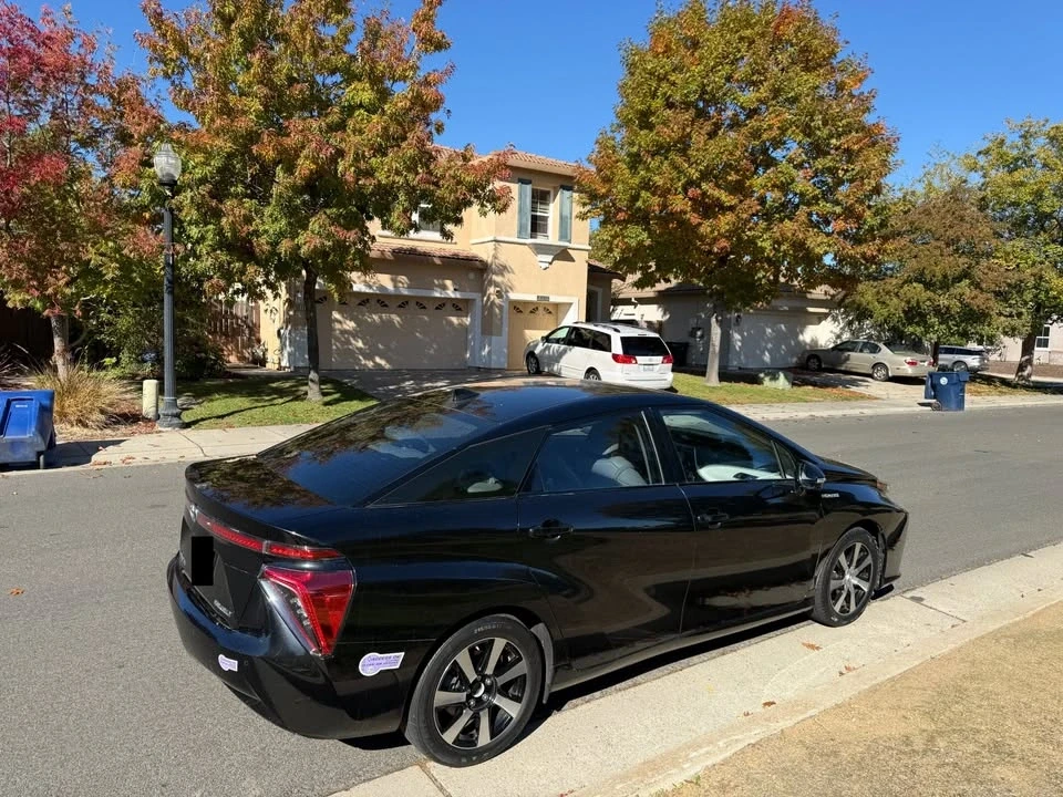 2019 Toyota Mirai - Image 5 of 14