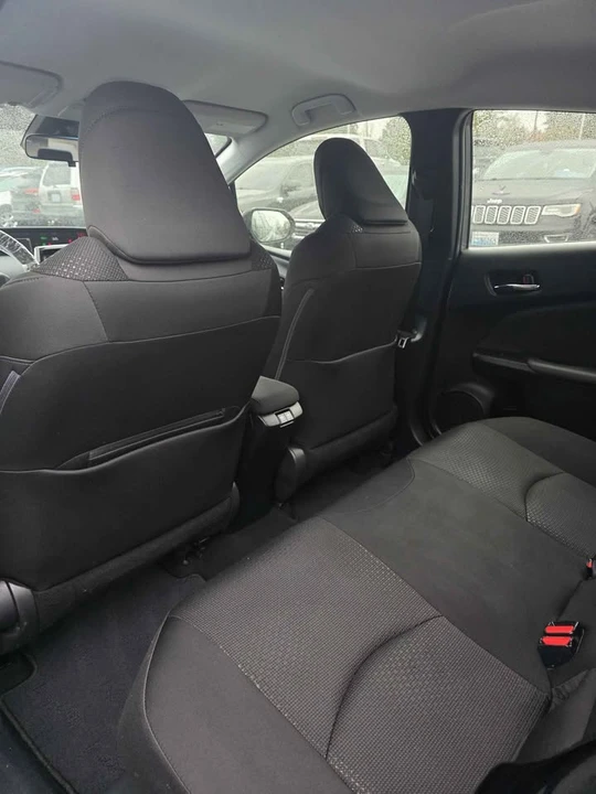 2019 Toyota Prius 4th Gen - Image 13 of 19