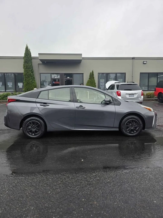 2019 Toyota Prius 4th Gen - Image 6 of 19