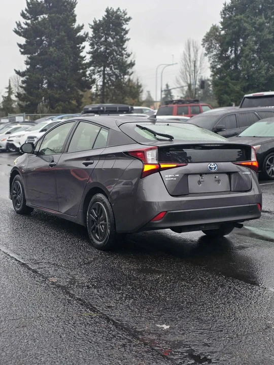 2019 Toyota Prius 4th Gen - Image 3 of 19