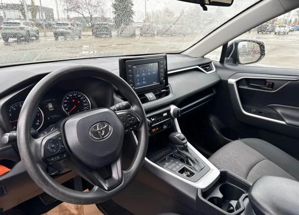 2019 Toyota RAV4 5th Gen - Image 5 of 6