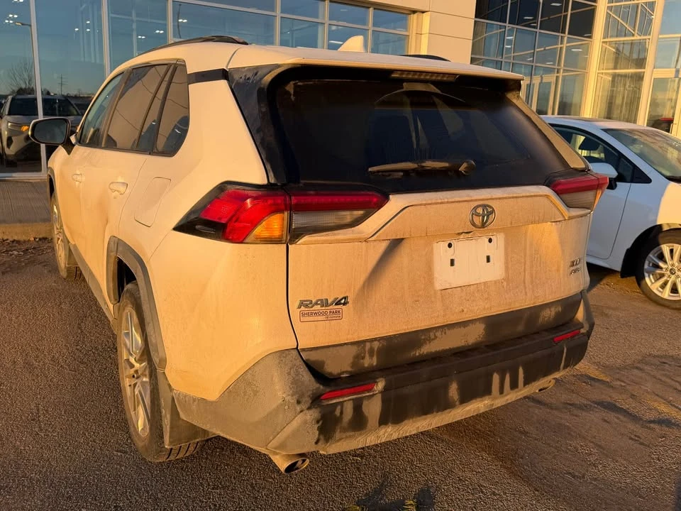 2019 Toyota RAV4 5th Gen - Image 3 of 5