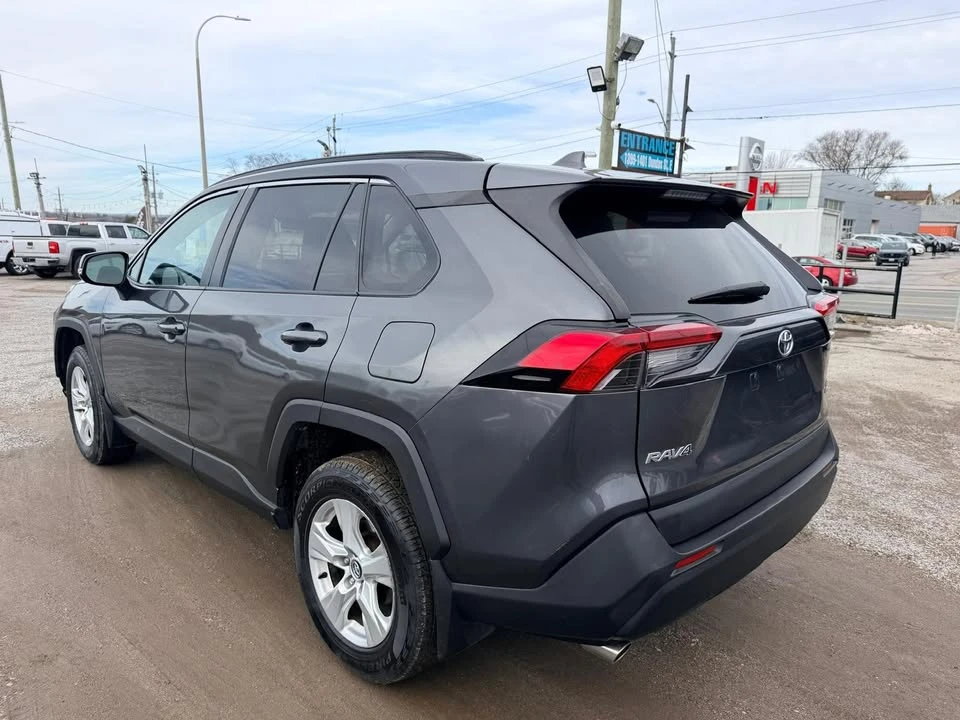 2019 Toyota RAV4 5th Gen - Image 5 of 14