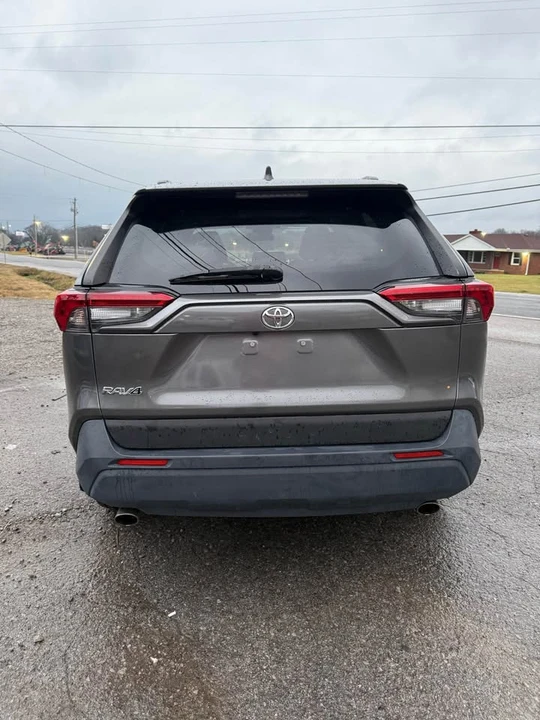 2019 Toyota RAV4 5th Gen - Image 3 of 15