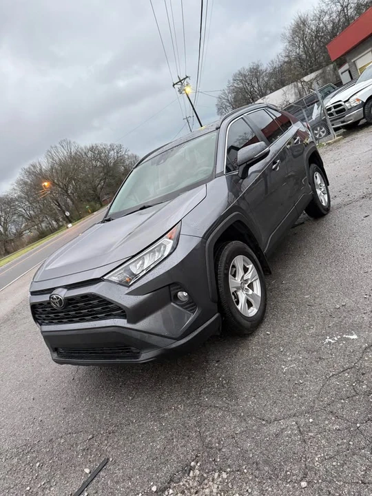2019 Toyota RAV4 5th Gen - Image 2 of 15