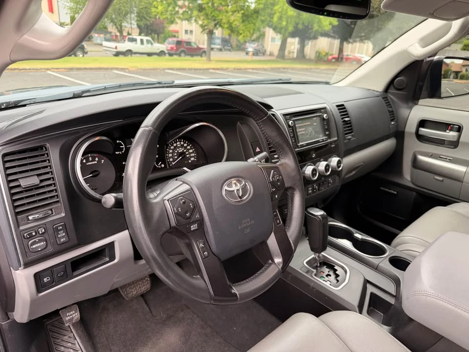2019 Toyota Sequoia 2nd Gen - Image 9 of 16
