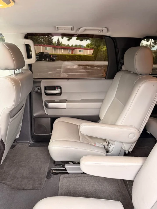 2019 Toyota Sequoia 2nd Gen - Image 14 of 16