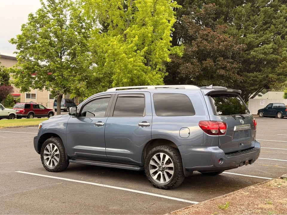 2019 Toyota Sequoia 2nd Gen - Image 3 of 16