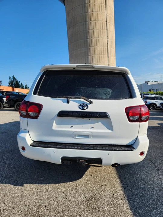 2019 Toyota Sequoia 2nd Gen - Image 6 of 10