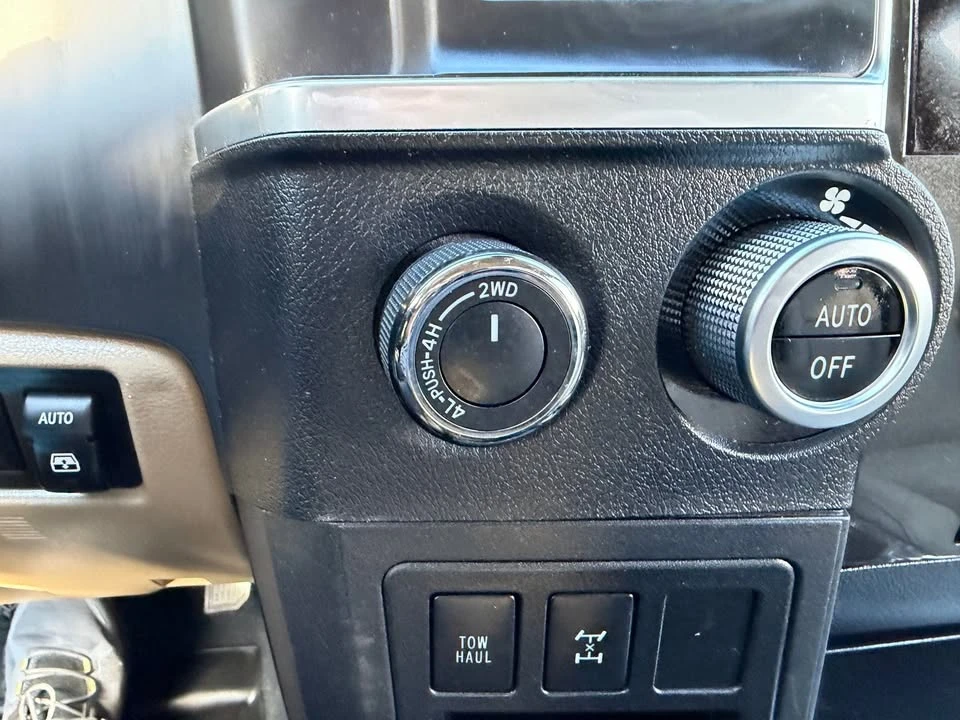 2019 Toyota Sequoia 2nd Gen - Image 15 of 17