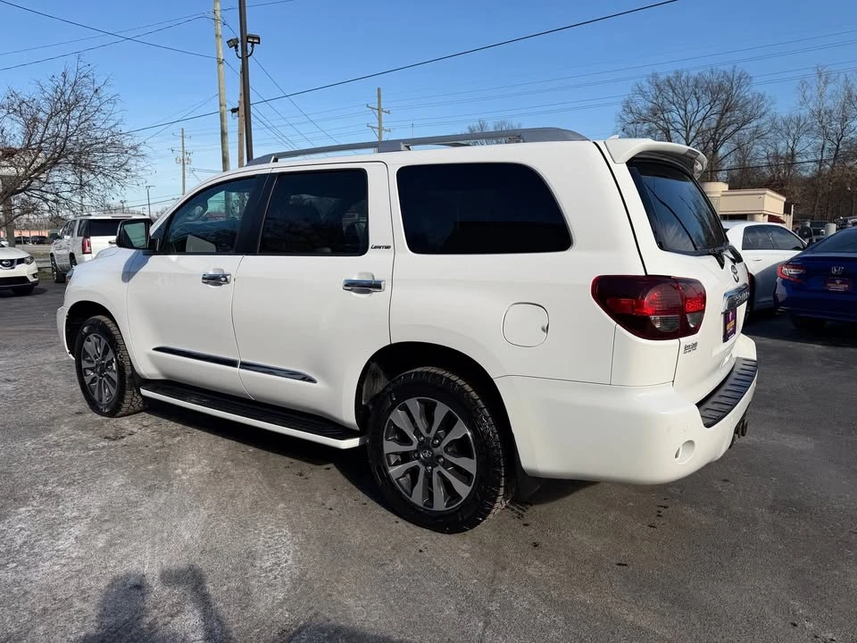 2019 Toyota Sequoia 2nd Gen - Image 4 of 17