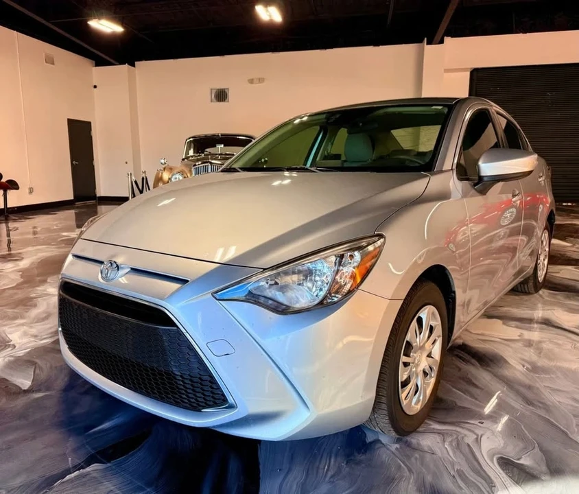 2019 Toyota Yaris - Image 3 of 20