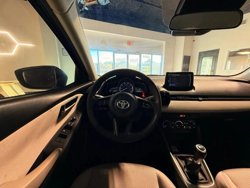 2019 Toyota Yaris - Image 19 of 20