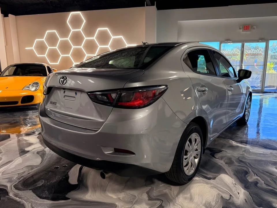 2019 Toyota Yaris - Image 7 of 20