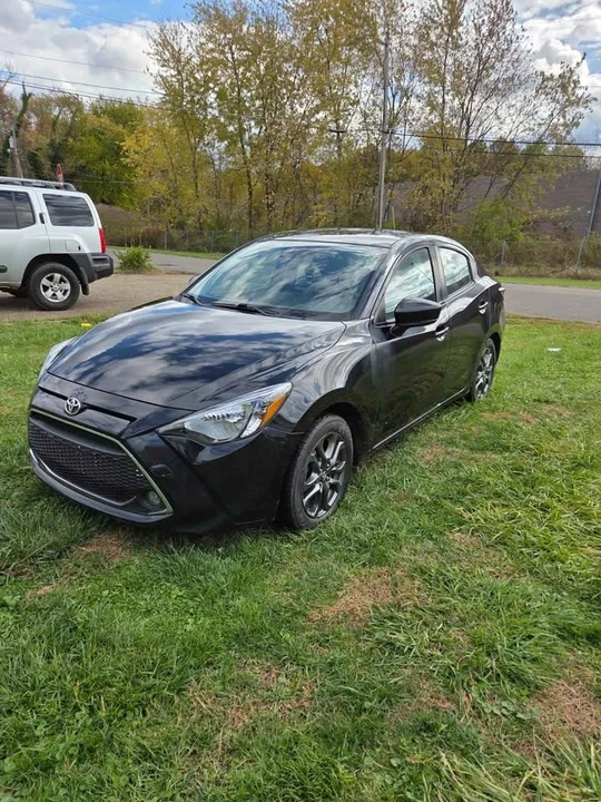 2019 Toyota Yaris - Image 2 of 6