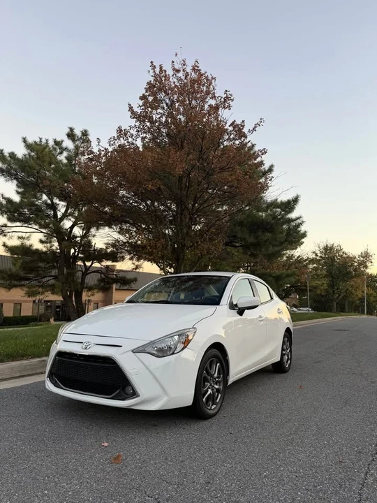2019 Toyota Yaris - Image 16 of 16