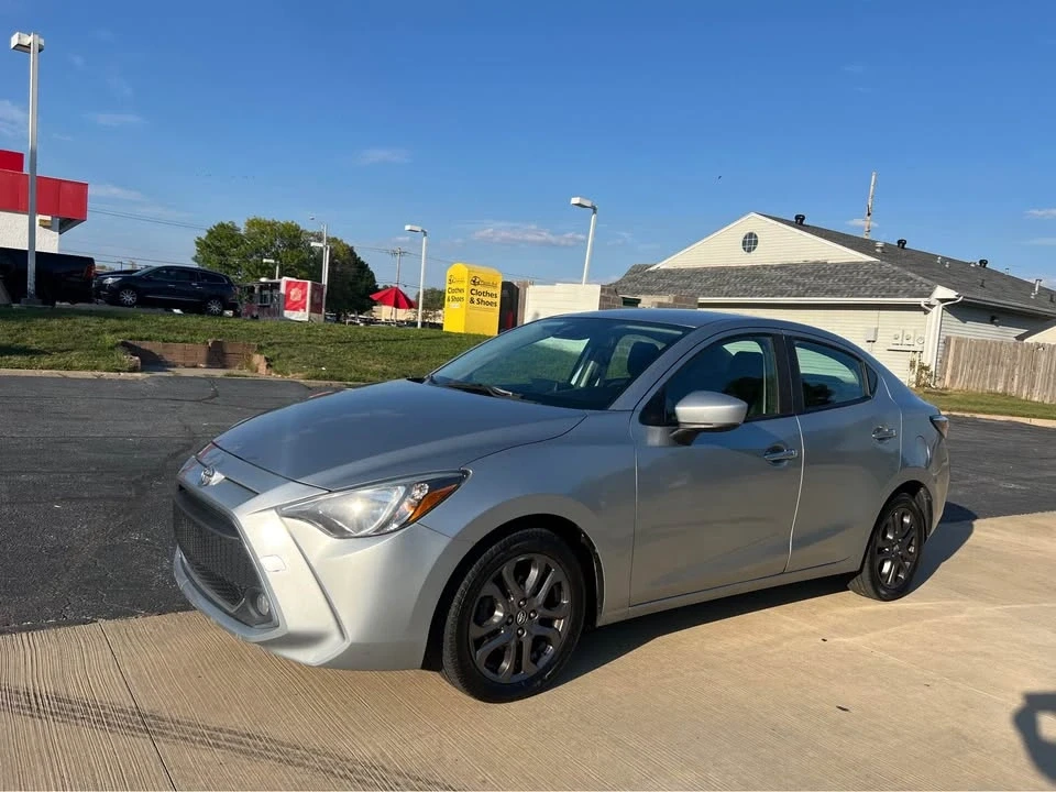 2019 Toyota Yaris - Image 4 of 20