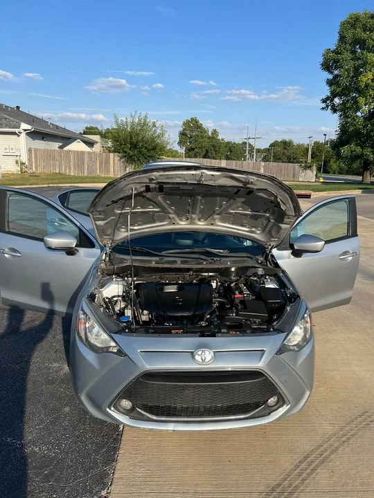 2019 Toyota Yaris - Image 11 of 20