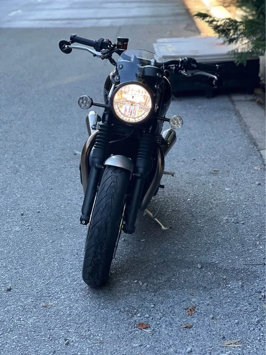 2019 Triumph Speed Twin 1200 - Image 3 of 5