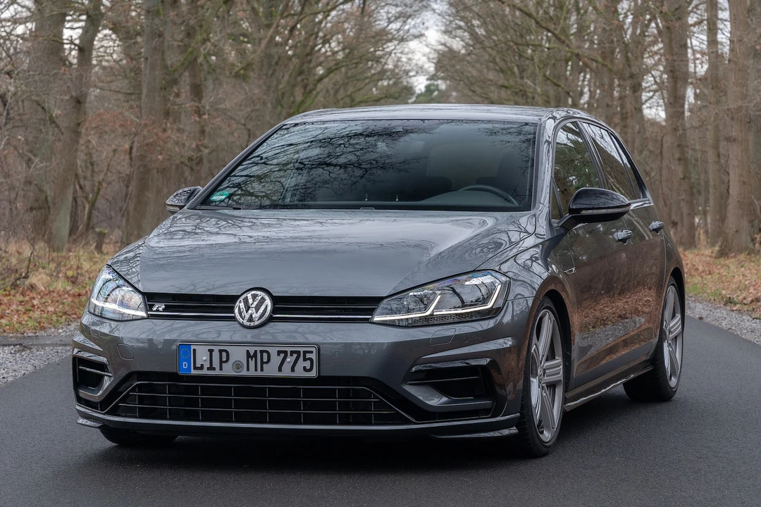 2019 Volkswagen Golf R Mk7 - Image 2 of 31