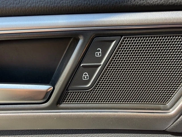 2019 Volkswagen Atlas - Image 12 of 21