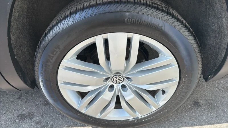 2019 Volkswagen Atlas - Image 9 of 12