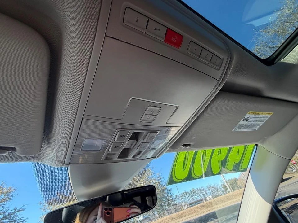 2019 Volkswagen Atlas - Image 16 of 21