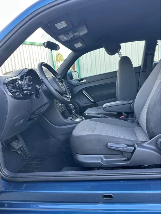 2019 Volkswagen A5 Beetle - Image 6 of 15