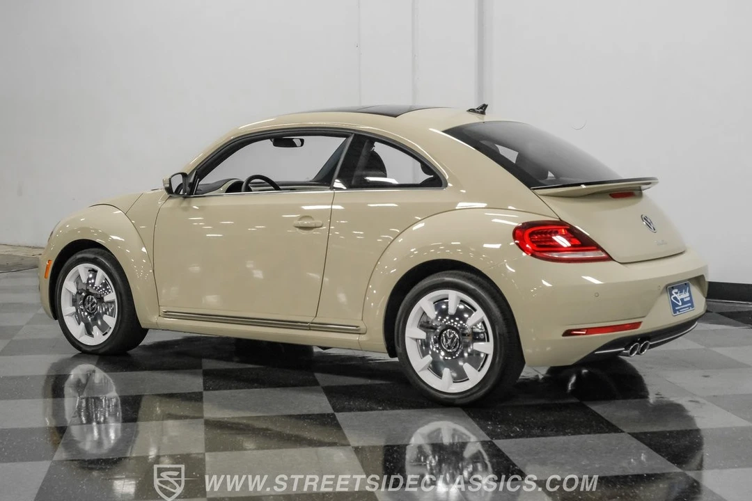 2019 Volkswagen A5 Beetle - Image 8 of 21